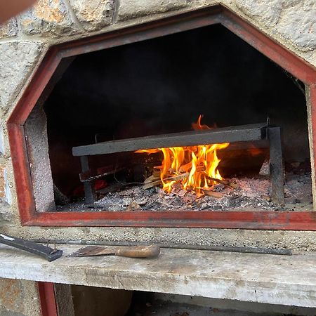 Kuca Za Odmor "Med Strmci" Vila Zlobin Exterior foto