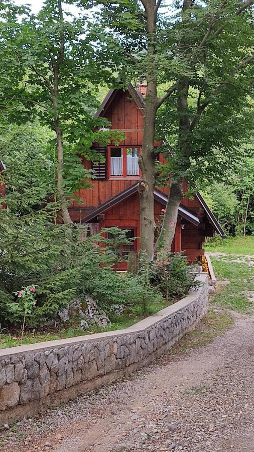 Kuca Za Odmor "Med Strmci" Vila Zlobin Exterior foto